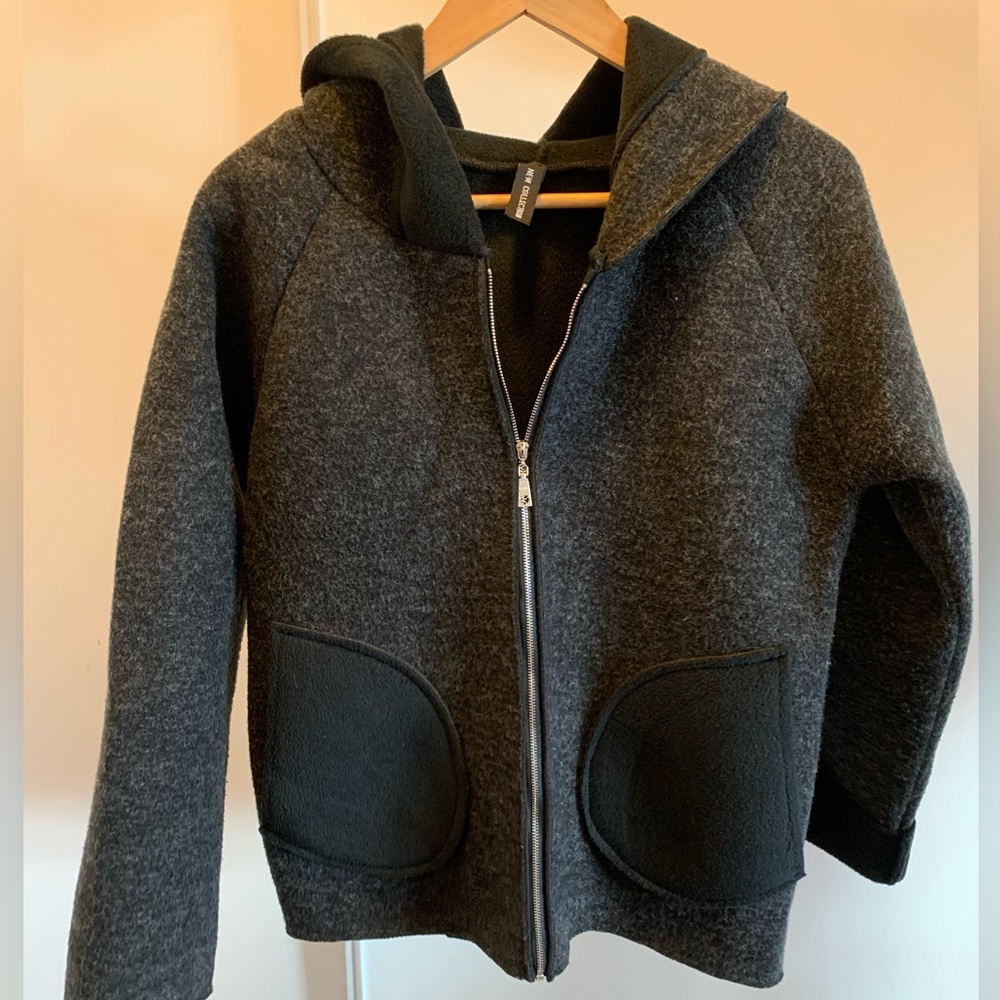 Oversized grey jacket